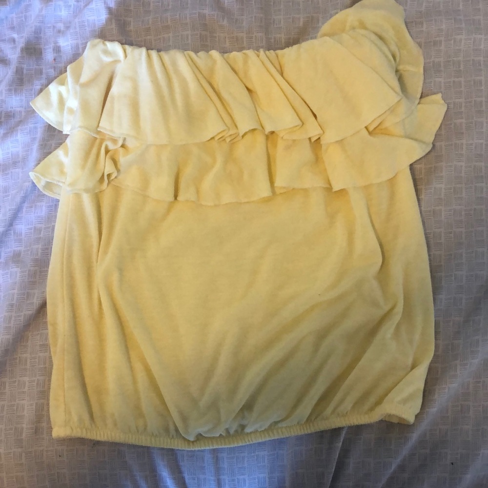 Strapless flowy shirt
